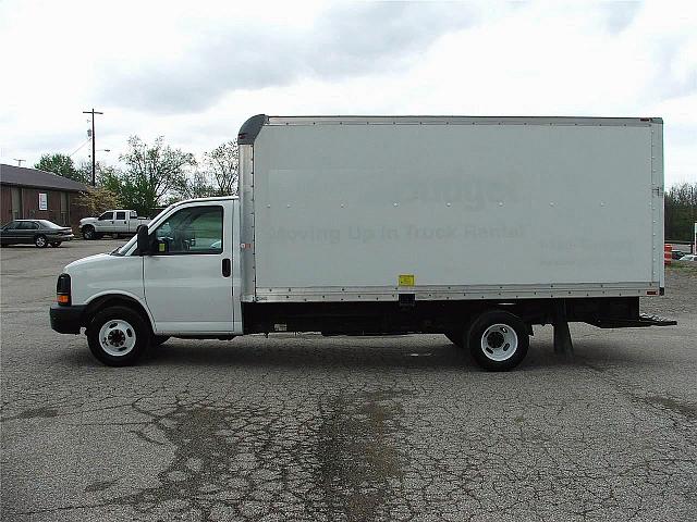 2004 GMC SAVANA G3500 Delaware-Columbus Ohio Photo #0130554A