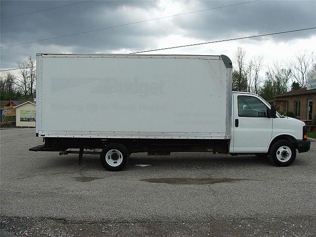 2004 GMC SAVANA G3500 Delaware-Columbus Ohio Photo #0130554A