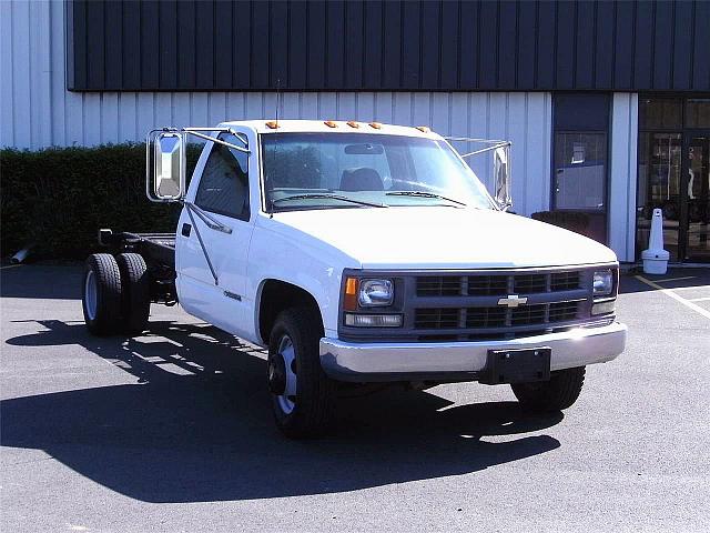 2000 CHEVROLET 3500 Vestal New York Photo #0130597A