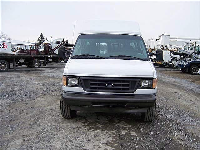 2003 FORD E250 Duncansville Pennsylvania Photo #0131146A