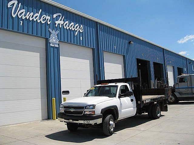 2005 CHEVROLET SILVERADO 3500 Des Moines Iowa Photo #0131330A