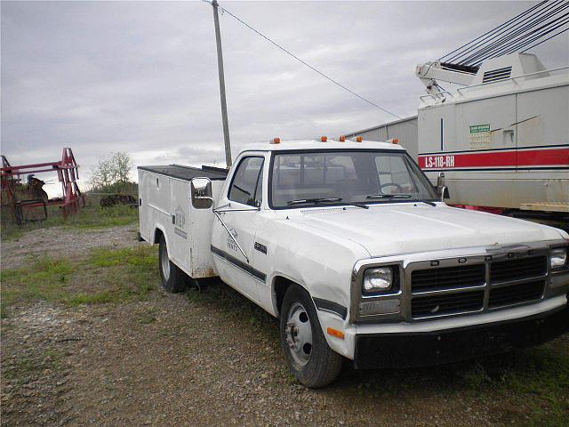 1993 DODGE 350 Shelbyville Kentucky Photo #0131803A