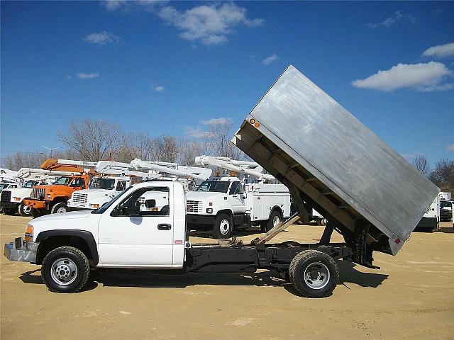 2003 GMC 3500SL Rockford Illinois Photo #0132229A