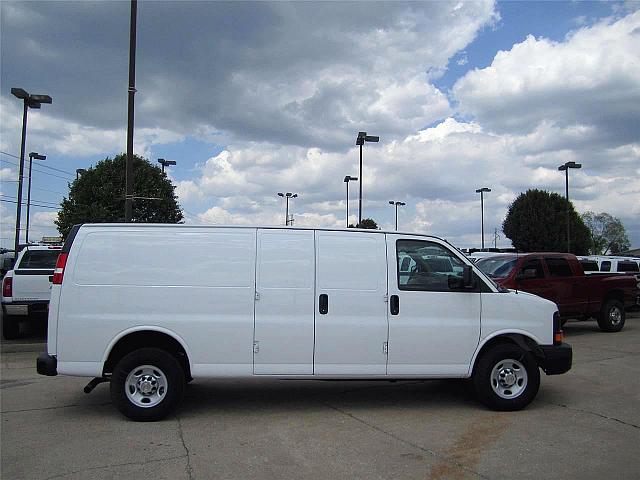 2011 CHEVROLET EXPRESS 2500 Tulsa Oklahoma Photo #0132263A