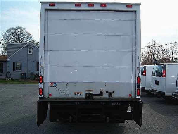 2005 ISUZU NPR Laurel Maryland Photo #0132422A