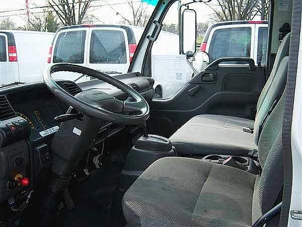 2005 ISUZU NPR Laurel Maryland Photo #0132422A