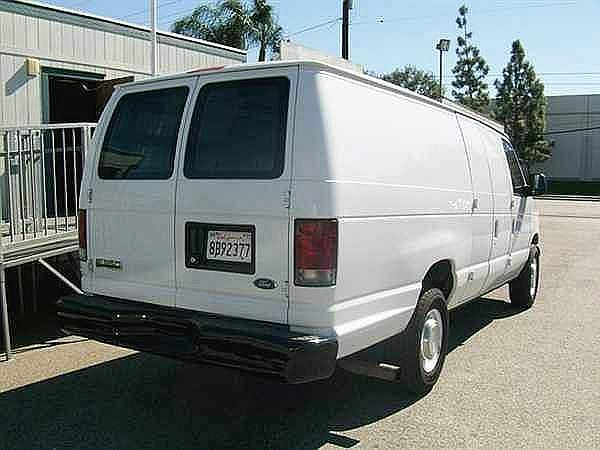 2006 FORD E350 Montebello California Photo #0132449A