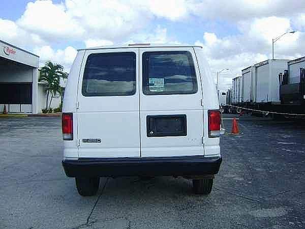 2000 FORD E250 Miami Florida Photo #0132452A