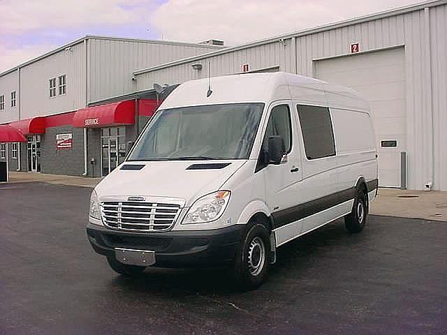 2011 FREIGHTLINER SPRINTER 2500 Evansville Indiana Photo #0132545A