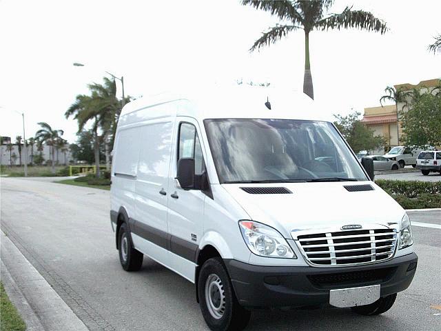 2011 FREIGHTLINER SPRINTER 2500 Pompano Beach Florida Photo #0132552A