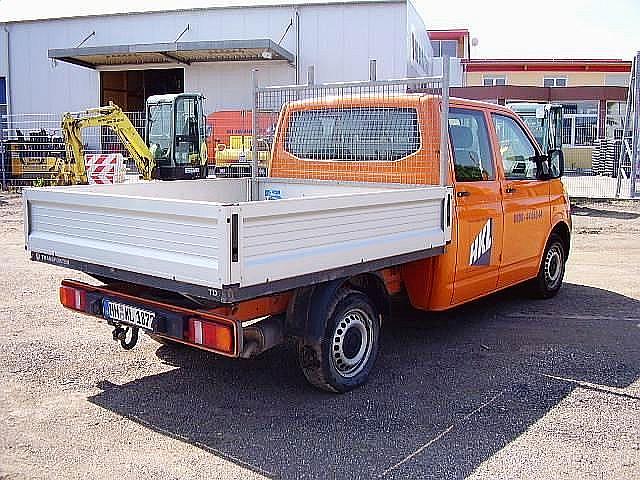 2006 VOLKSWAGEN T5 PRITSCHE DOKA Hamburg Germany Photo #0132634A