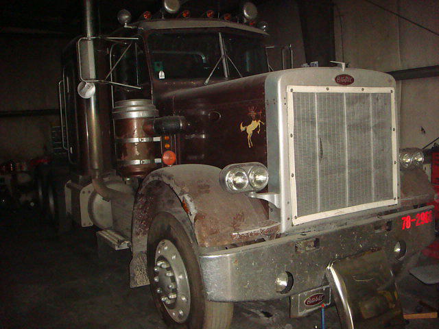 1981 Peterbilt 379 Sheridan WY 82801 Photo #0132727A