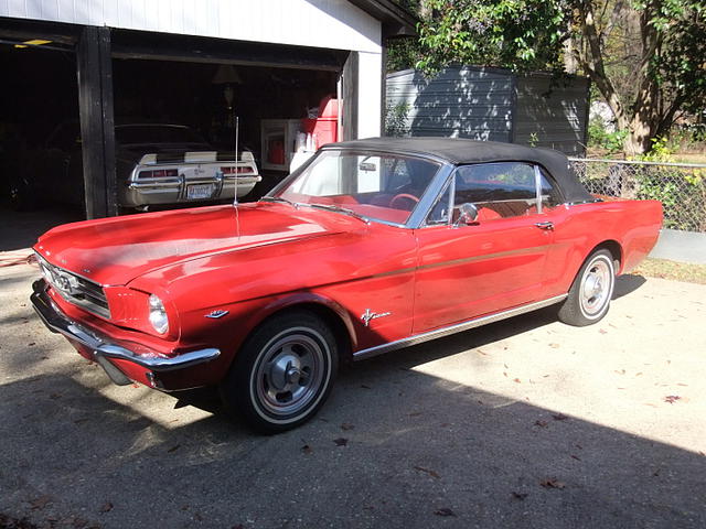 1965 Ford Mustang Photo #0132962A