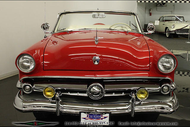 1954 Ford Crestline St Louis MO 63114 Photo #0132974A