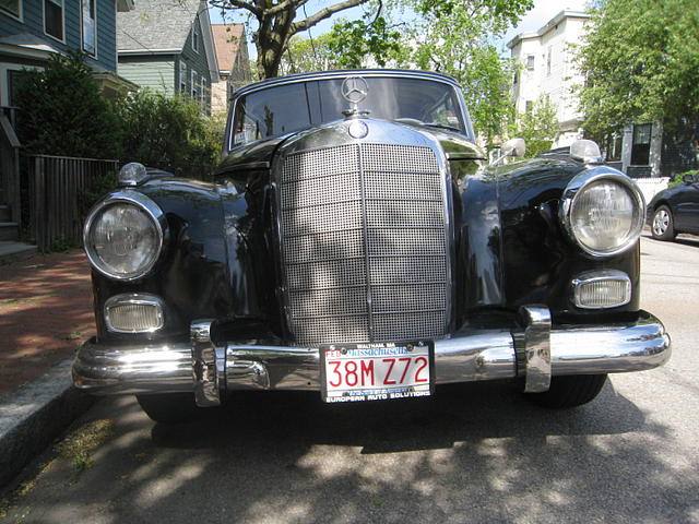 1960 Mercedes-Benz 300D Photo #0133095A