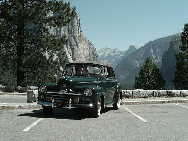 1948 Ford Super Deluxe Photo #0134069A