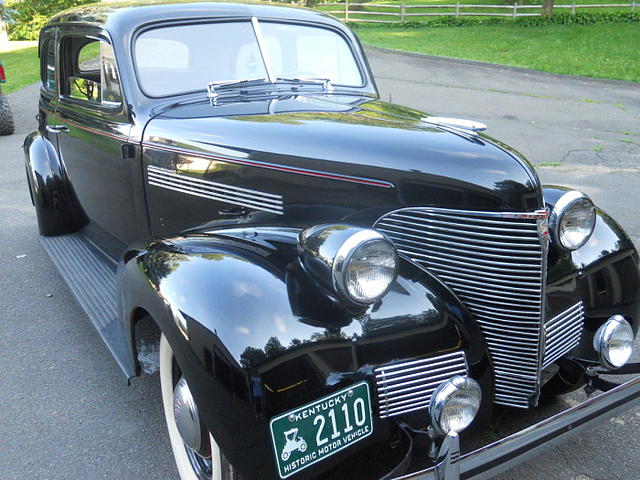 1939 Chevrolet Master Deluxe Photo #0134574A