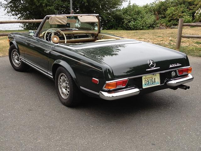 1967 Mercedes-Benz 230SL Photo #0134706A