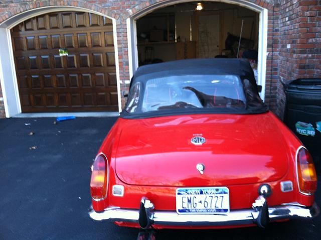 1973 MG B Photo #0134760A