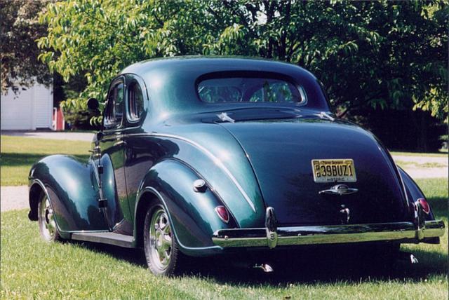 1939 Plymouth P8 Photo #0135307A