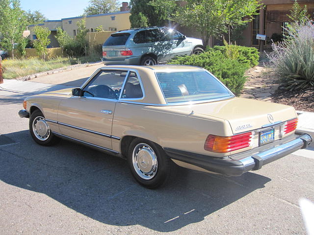 1975 Mercedes-Benz 450SL and Photo #0135467A