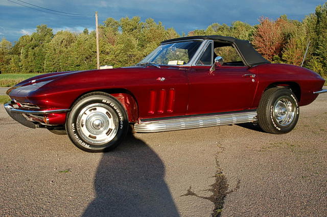 1965 Chevrolet Corvette class="green" Photo #0135687A