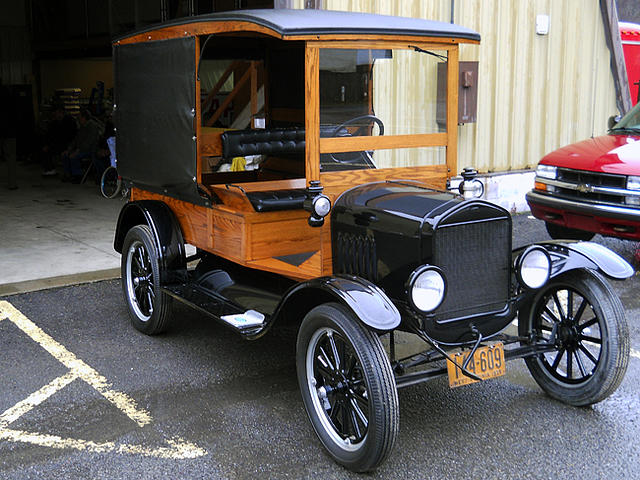 1925 Ford Model T Orange Village OH 44022 Photo #0135744A