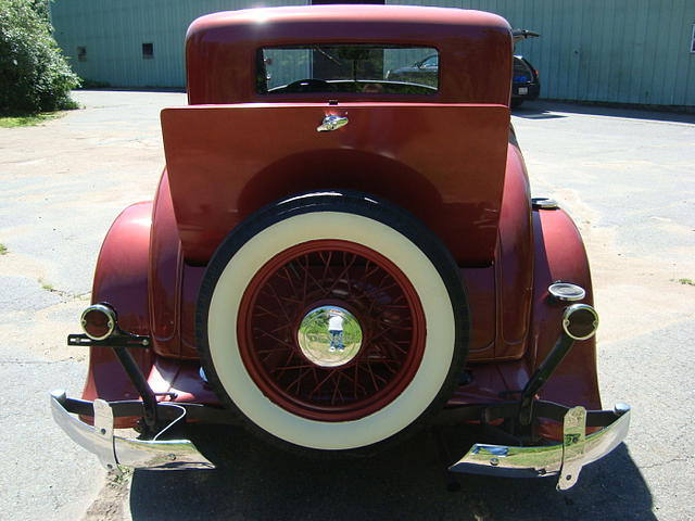 1932 DeSoto class="green" Photo #0136077A