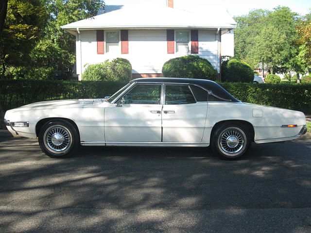 1968 Ford Thunderbird Photo #0136349A