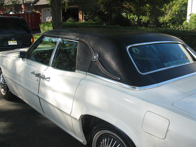 1968 Ford Thunderbird Photo #0136349A