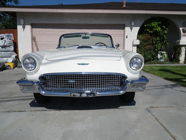 1957 Ford Thunderbird Photo #0136432A