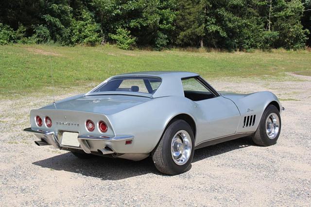 1969 Chevrolet Corvette Photo #0136444A