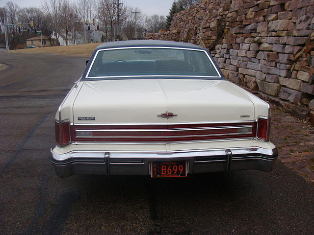 1975 Lincoln Continental Photo #0136691A