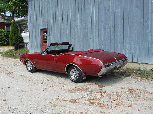 1968 Oldsmobile Cutlass Supreme Freeport ME 04032 Photo #0137324A