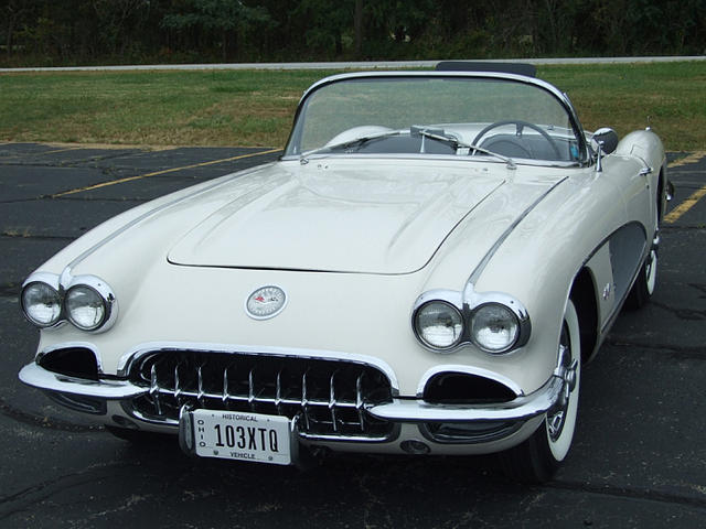 1960 Chevrolet Corvette Photo #0137416A