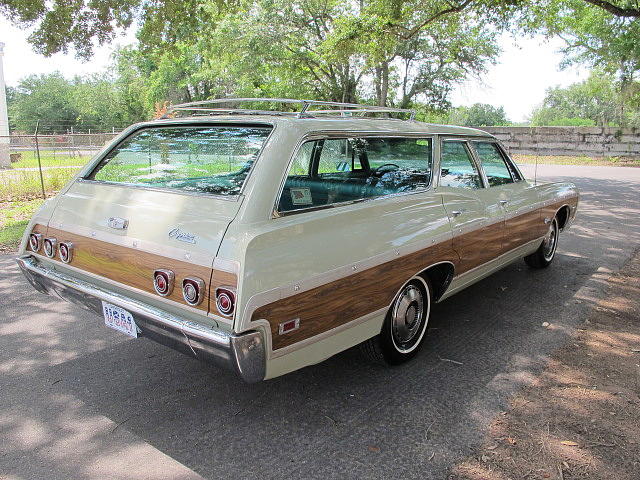 1968 Chevrolet Caprice class="green" Photo #0138259A