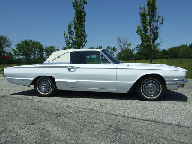 1966 Ford Thunderbird Photo #0138950A