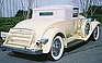 Show the detailed information for this 1932 Packard 902.