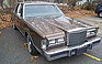 Show more photos and info of this 1988 Lincoln Town Car.