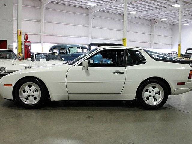 1986 Porsche 944 Grand Rapids MI 49512 Photo #0146531A