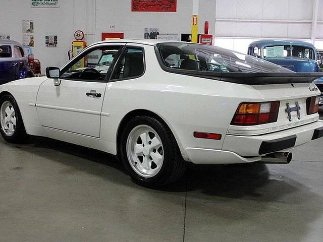 1986 Porsche 944 Grand Rapids MI 49512 Photo #0146531A