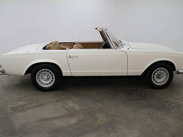 1968 Mercedes-Benz 280SL Beverly Hills CA 90210 Photo #0146965A