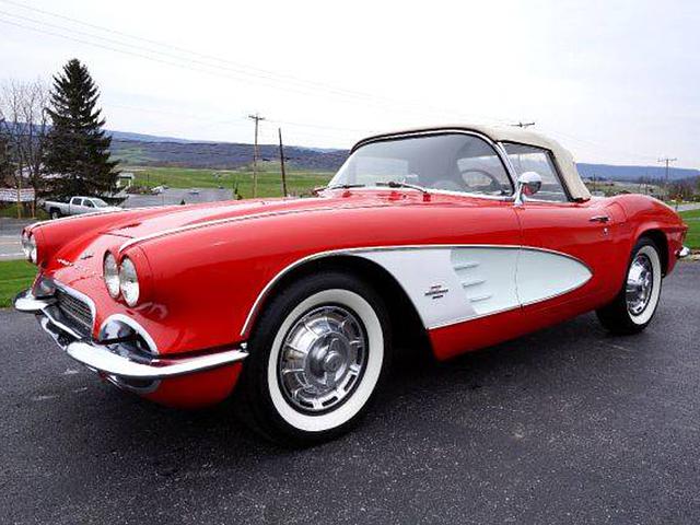 1961 Chevrolet Corvette Bedford PA 15522 Photo #0148127A