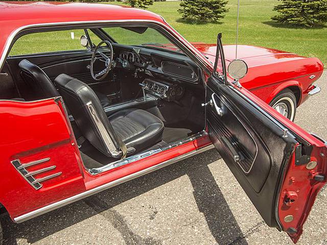 1966 Ford Mustang 55374 Photo #0148383A