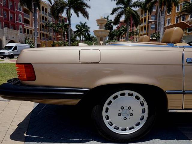 1987 Mercedes-Benz 560SL Naples FL 34102 Photo #0148628A